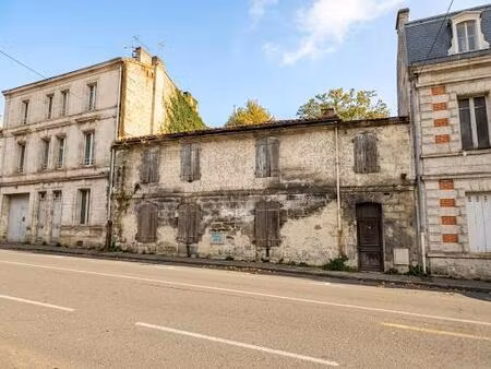 immeuble / maison de maître à rénover – 260 m² – rue de bordeaux – quartier de l’image