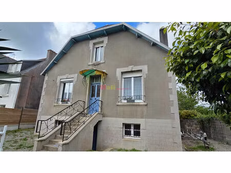 charmante maison à vendre à guipavas - 3 chambres grand terrain