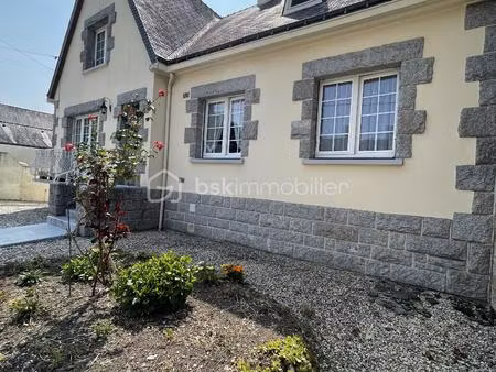 maison traditionnelle de 174 m² à ploermel