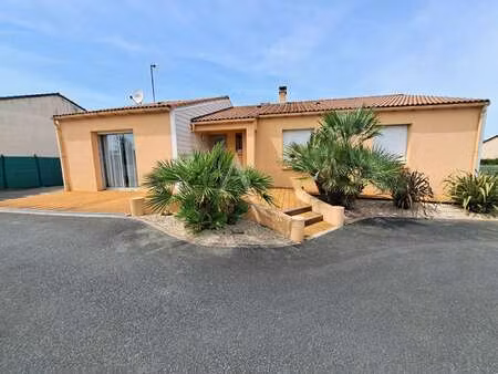 vente maison à pouzauges (85700) : à vendre / 119m² pouzauges
