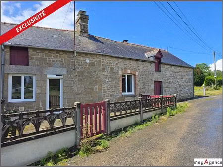 maison en pierre 80 m²  5 pièces sur 2110 m² de terrain