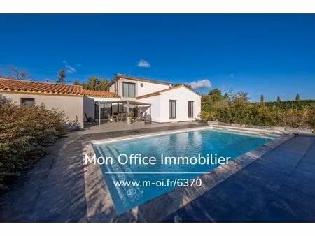 référence : 6370-pel - villa récente de 143 m² sur 4 000 m² de terrain avec piscine et gar