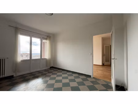 appartement t2