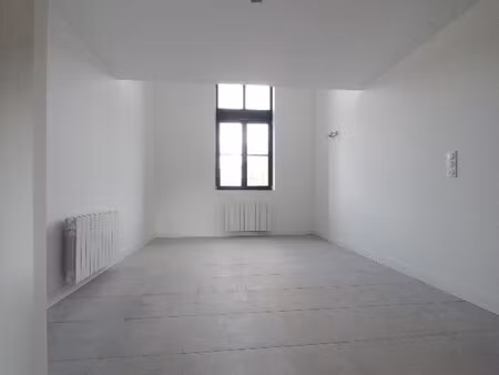 t2 en duplex avec parking à st andre lez lille