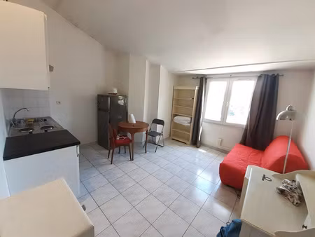 location appartement 1 pièce 23 m² à marseille 6 (13006)