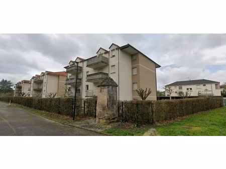 t2 bis avec terrasse à vitry-le-françois