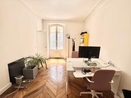 bureaux lumineux  belles prestations