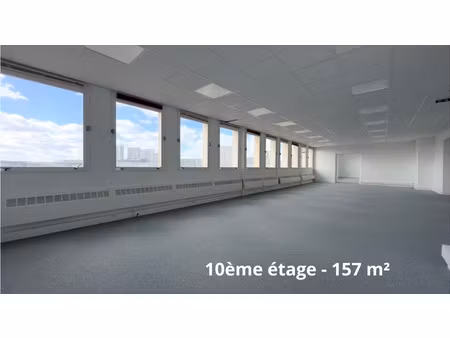 a proximité de la bibliothèque françois mitterrand  à louer bureaux en étage élevé