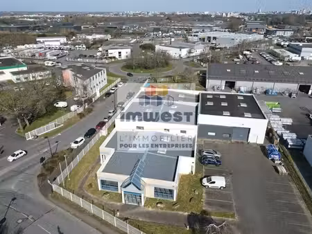 location entrepôt saint-jacques-de-la-lande 35136 1307m²