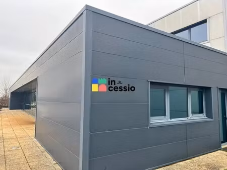 location entrepôt tours 37000 1786m²