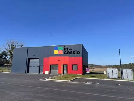vente local d’activités requeil 72510 257m²