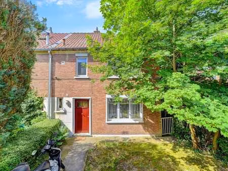 belle maison 3 façades avec jardin exposé sud-ouest