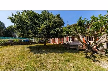vente maison 12 pièces 209 m² gordes (84220)