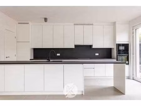 duurzame  halfopen nieuwwbouwoning nabij centrum herzele