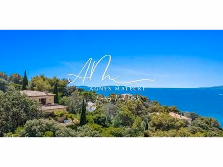 villa avec piscine et jardin rayol-canadel-sur-mer (83)