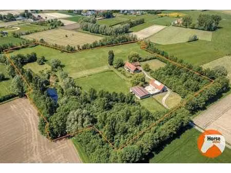 roeselare – unieke villa met bijgebouwen op 4 7 ha
