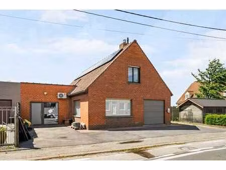 maison jumelée prête à emménager avec garage  jardin et dép