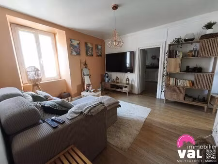 maisse centre ville  avec toutes commodités et rer d maison de ville de 72m² comprenant...