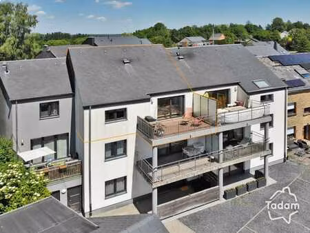 étalle - duplex 3 ch  terrasse  cave  2 park. - 2016 - peb b