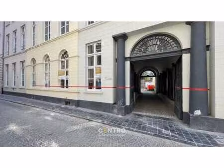 karaktervolle kantoorruimte te huur in het historische ha...