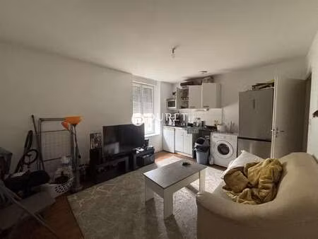location appartement t1 à cholet (49300) : à louer t1 / 27m² cholet