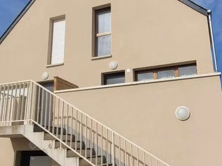 location appartement 3 pièces à soliers (14540) : à louer 3 pièces / 66m² soliers