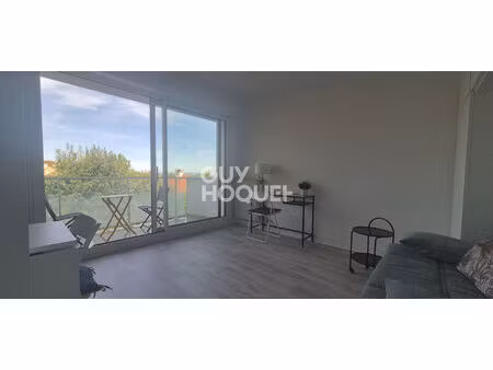 superbe studio meublé  entièrement rénové