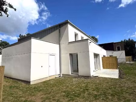 vente maison à angers la fayette eblé (49000) : à vendre / 105m² angers la fayette eblé