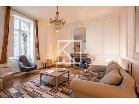 vente maison à durtal (49430) : à vendre / 285m² durtal