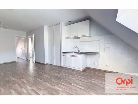 location appartement  38.14 m² t-2 à montmarault  365 €