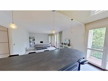 https://my.matterport.com/show/?m=8qkppspcqr3