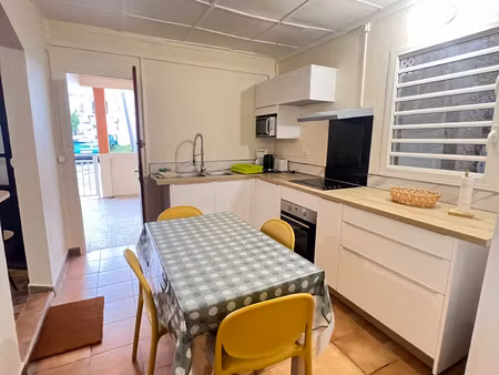 maison individuelle de ville à la datcha 73 m2 pour une fami