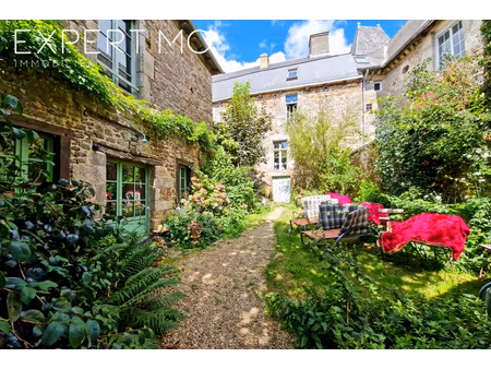 magnifique maison du xviie siècle