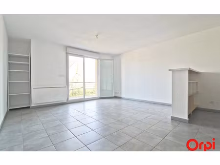 appartement fontenilles 41 m² t-2 à vendre  140 000 €