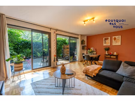 beau t3 en rez-de-jardin