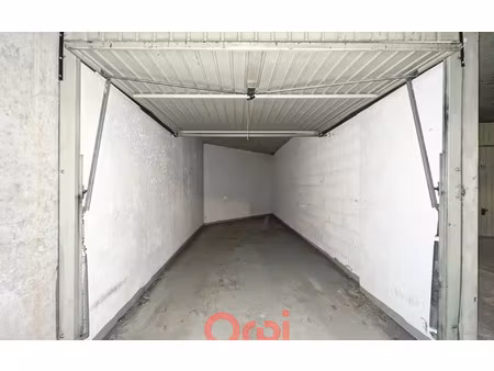 stationnement lyon 3 14 m² t- à vendre  20 000 €