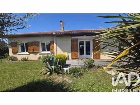 maison de village à odos (65310)
