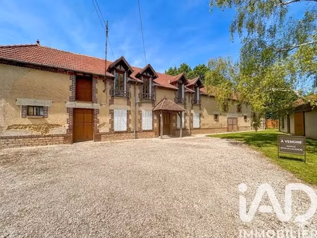 domaine à saint-julien-les-villas (10800)