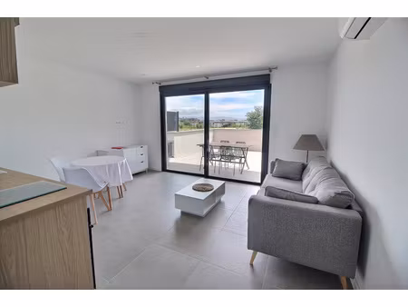 location t2 villa julie avec grande terrasse