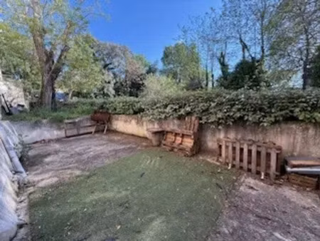 p3 climatisé avec terrasse au sein d'un château