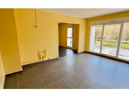 location appartement  65.48 m² t-3 à château-thierry  719 €