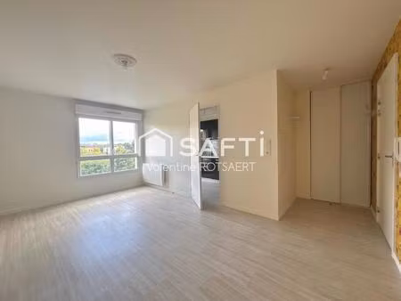2 pièces lumineux avec garage fermé à compiègne