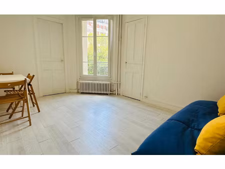 location appartement  28.87 m² t-1 à courbevoie  799 €