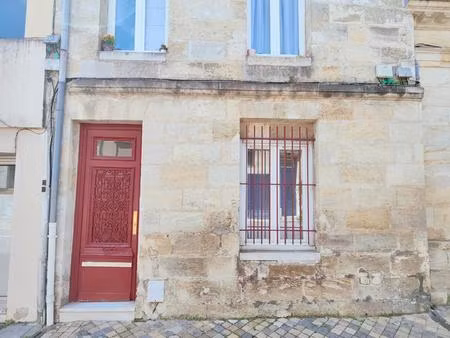 immeuble de rapport. 3 appartements. en bon état.