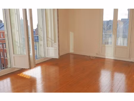 location appartement  56.5 m² t-3 à le havre  715 €