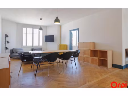 location appartement  m² t-4 à lyon 3  1 700 €