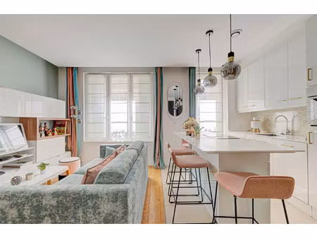 bel appartement rénové meublé proche parc monceau