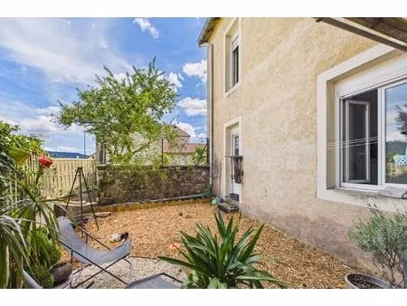 plain-pied avec jardin  3 chambres