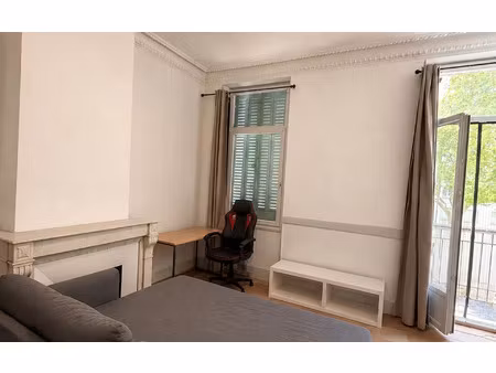 location appartement  m² t-3 à romans-sur-isère  670 €