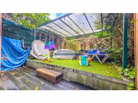 appartement f3 66m2 + 2 jardin/terrasse + cave + 2 pl. de pa